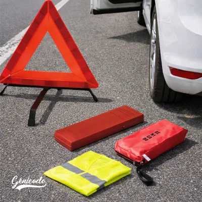 Kit de sécurité avec gilet et triangle