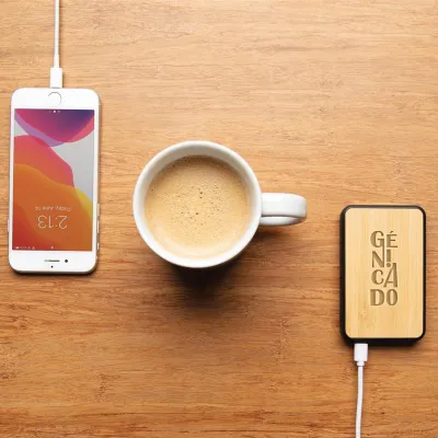 Batterie de secours plastique recyclé et bambou 5000 mAh