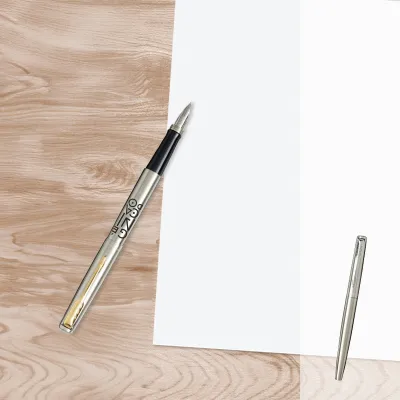 Stylo plume jotter Parker acier inox