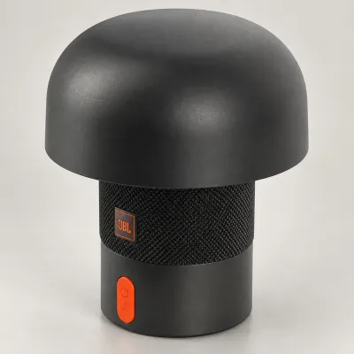 Enceinte et lampe JBL portables