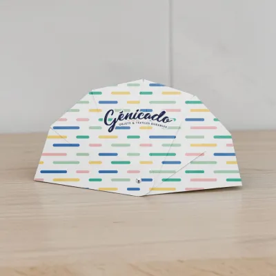 Éventail pliable fabriqué en Europe