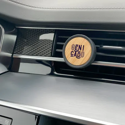 Désodorisant de voiture bambou
