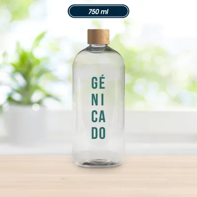 Bouteille d'eau écoresponsable fabriquée en France