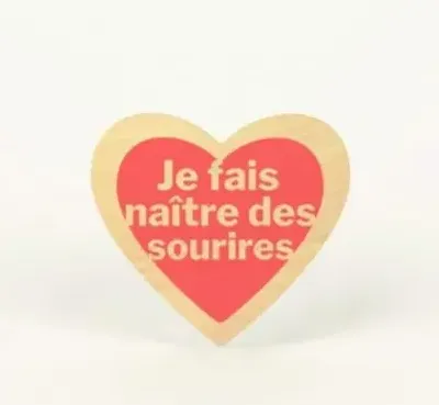 Sticker personnalisé en forme de coeur made in France