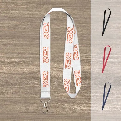 Tour de cou avec crochet pratique