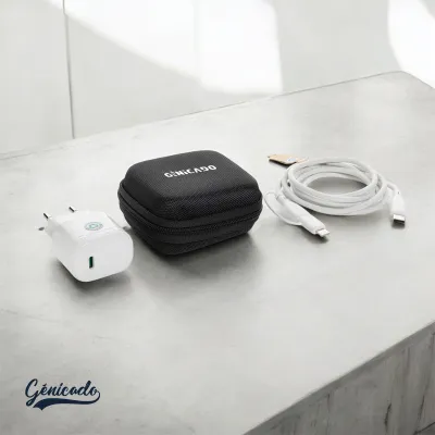 Kit chargeur et adaptateur 20W PET recyclé RCS