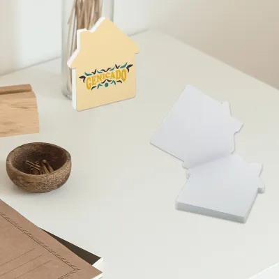 Post-its adhésifs forme maison