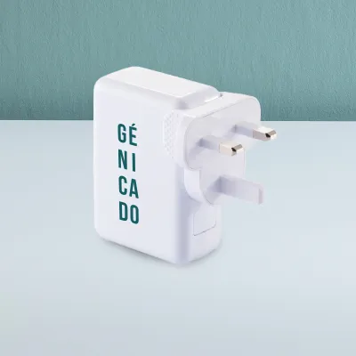 Adaptateur de voyage publicitaire avec 4 ports USB